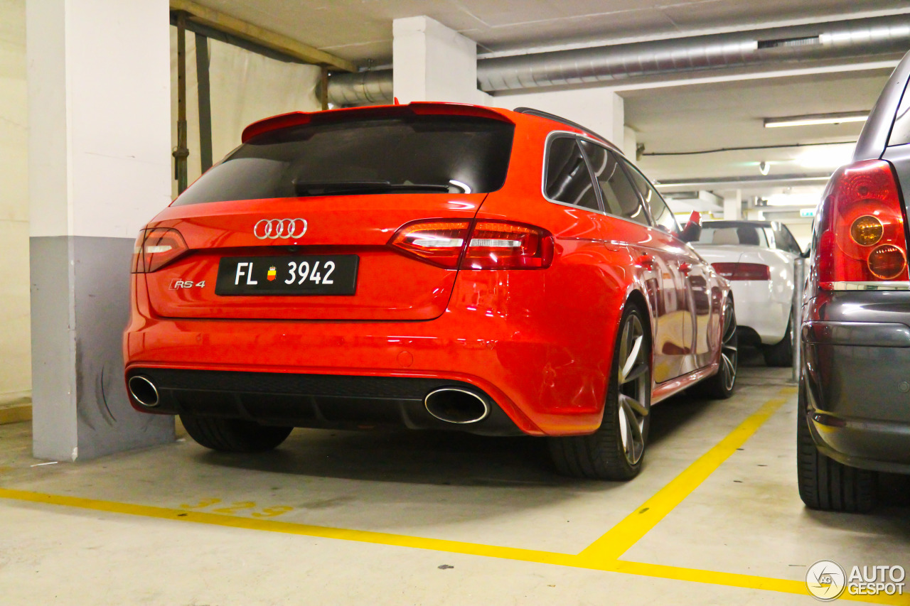 Audi RS4 Avant B8