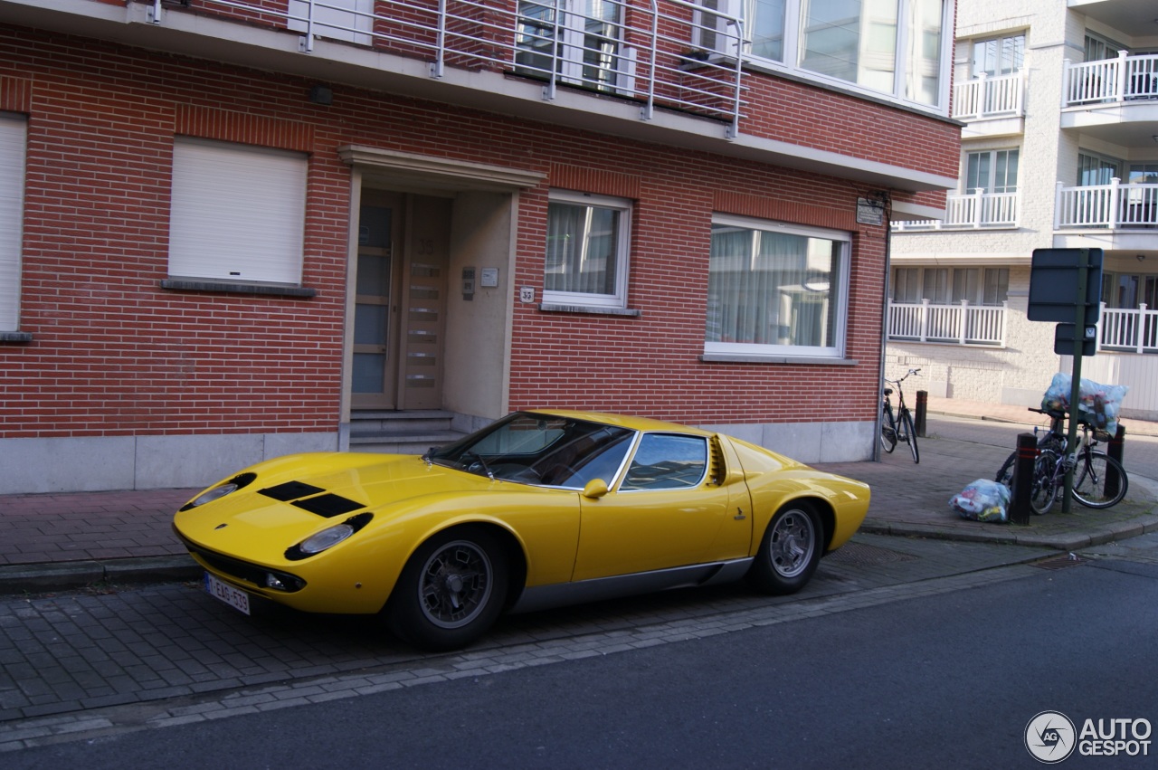 Lamborghini Miura P400 S