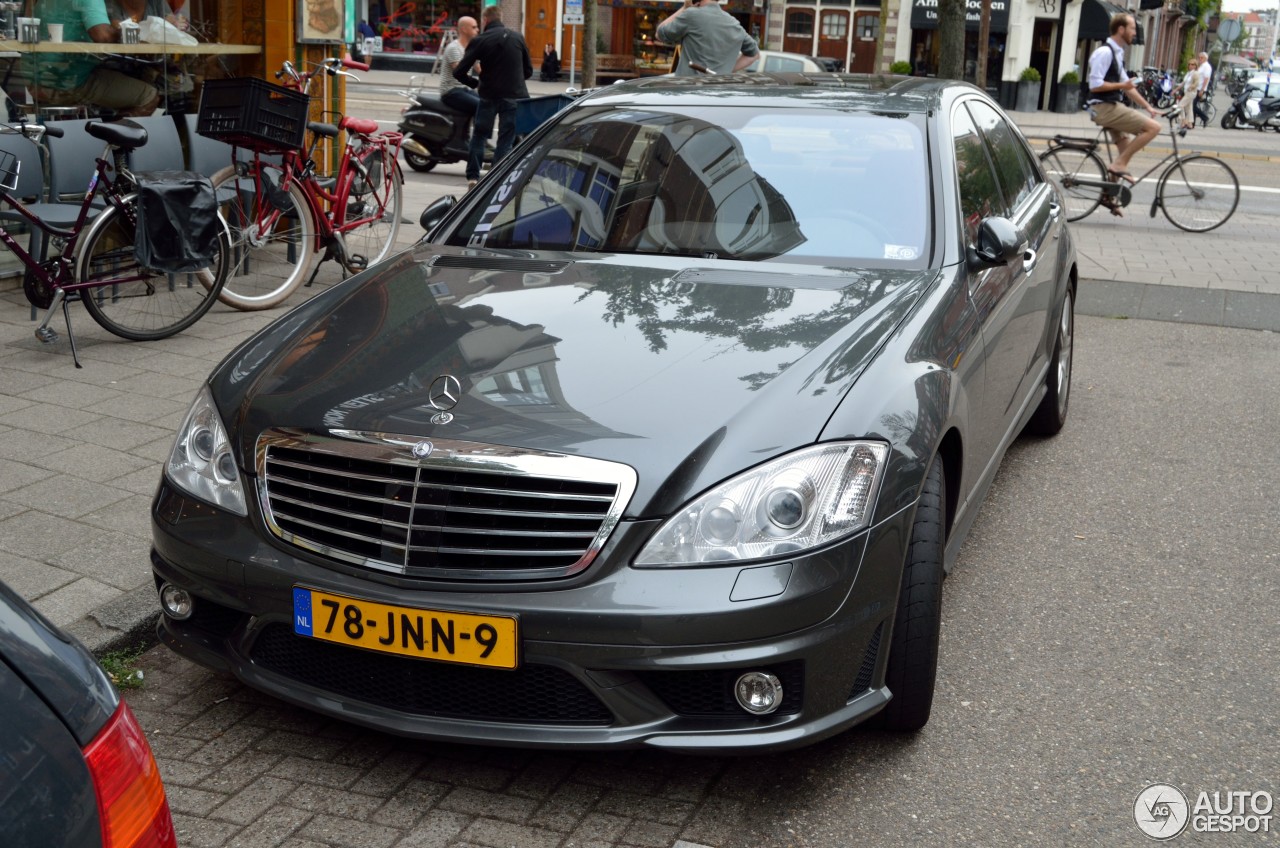 Mercedes-Benz S 63 AMG W221