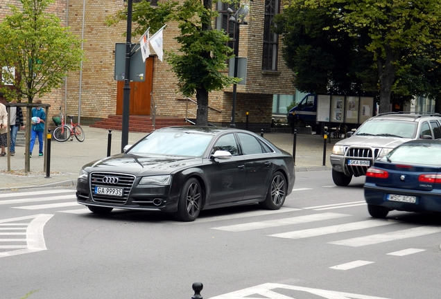 Audi S8 D4