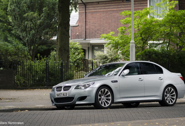 BMW M5 E60 2005