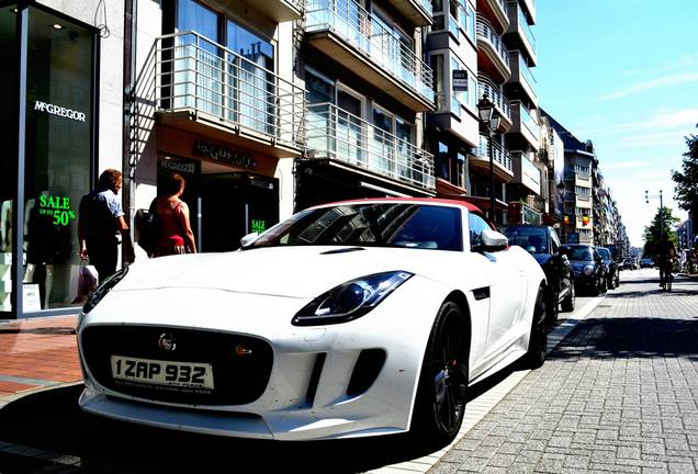 Jaguar F-TYPE S V8 Convertible