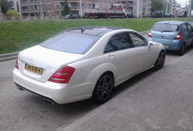 Mercedes-Benz S 63 AMG W221 2011