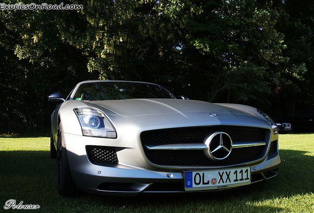 Mercedes-Benz SLS AMG