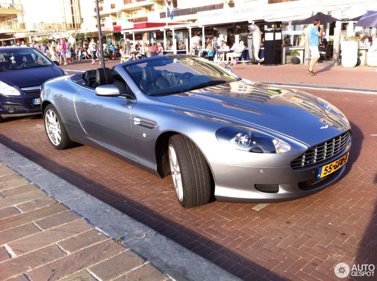 Aston Martin DB9 Volante