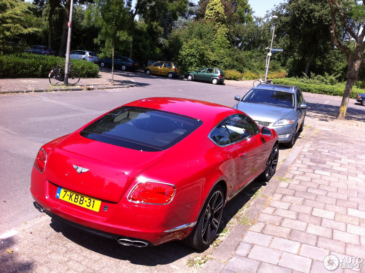 Bentley Continental GT V8