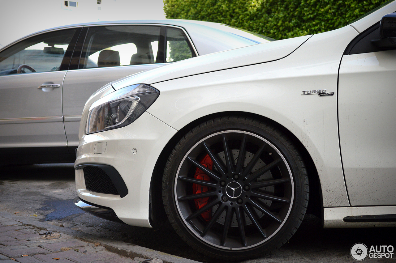 Mercedes-Benz A 45 AMG