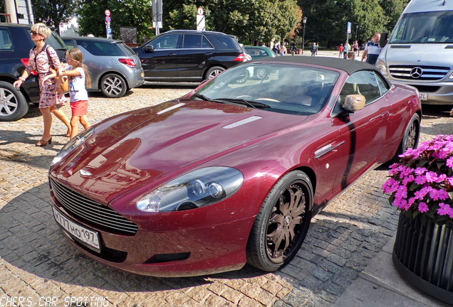 Aston Martin DB9 Volante