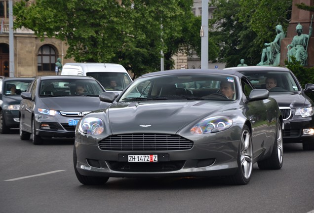 Aston Martin DB9 Volante