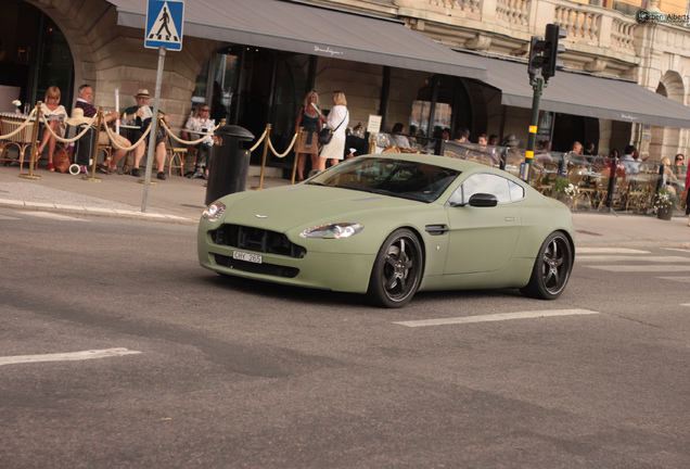 Aston Martin V8 Vantage