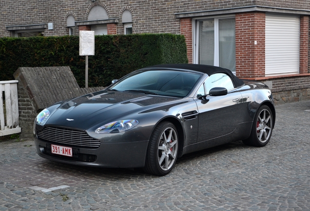 Aston Martin V8 Vantage Roadster