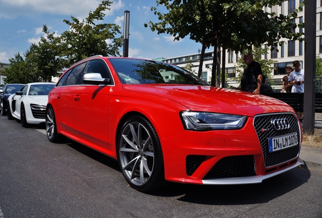 Audi RS4 Avant B8