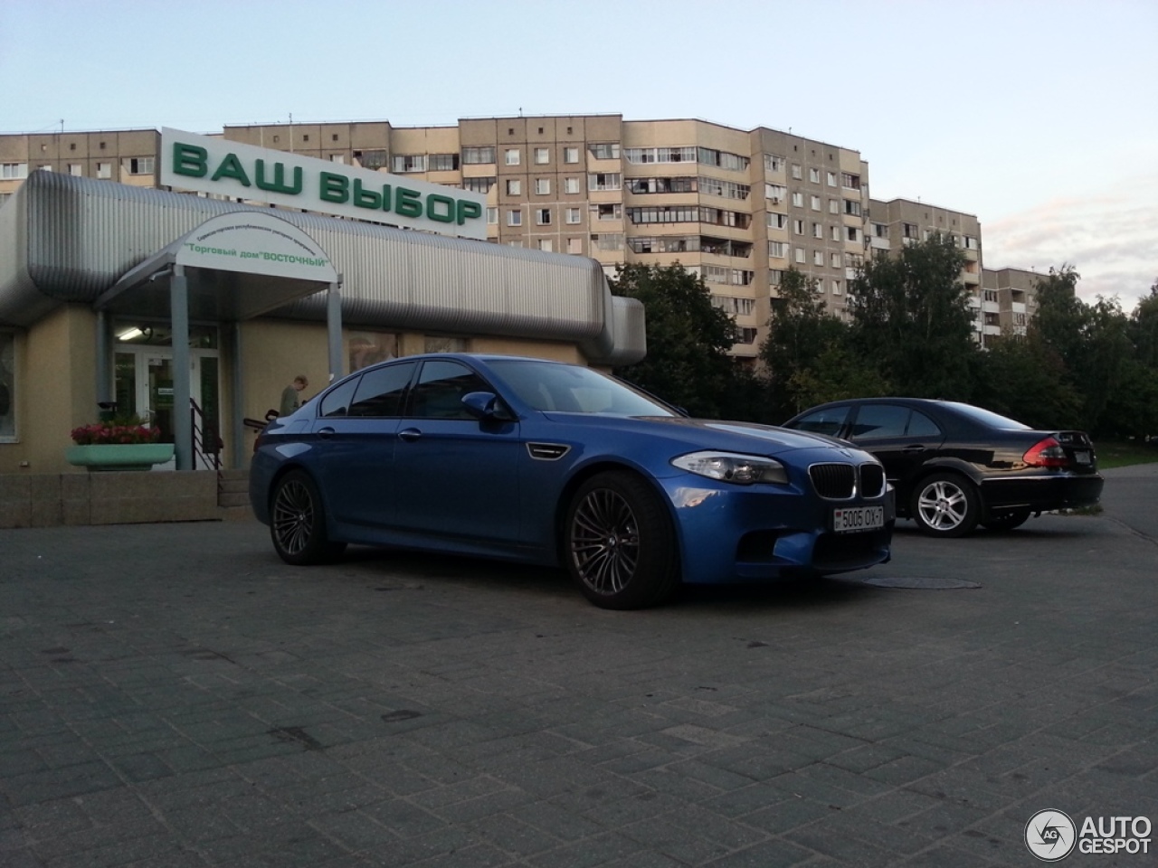 BMW M5 F10 2011