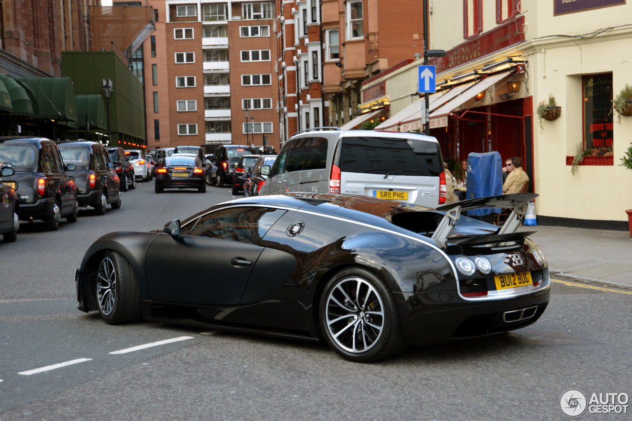 Bugatti Veyron 16.4 Super Sport Sang Noir