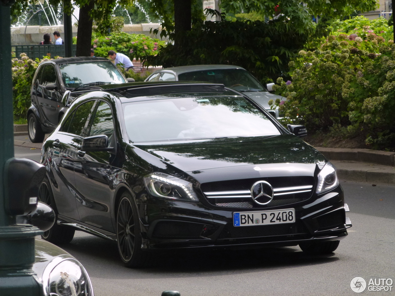 Mercedes-Benz A 45 AMG