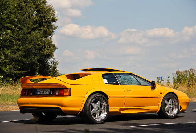 Lotus Esprit S4S