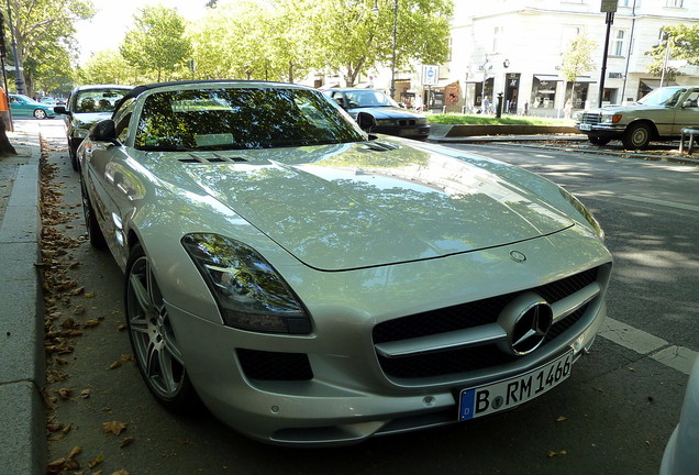 Mercedes-Benz SLS AMG Roadster