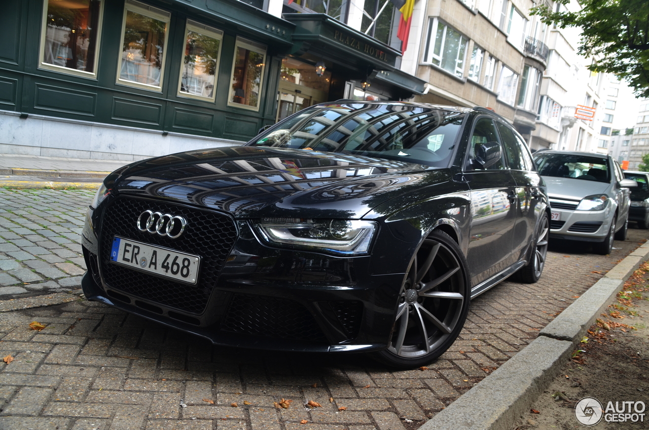 Audi RS4 Avant B8