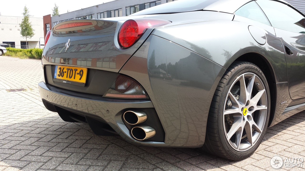 Ferrari California