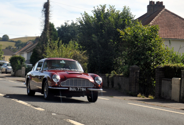 Aston Martin DB6 Vantage MKII