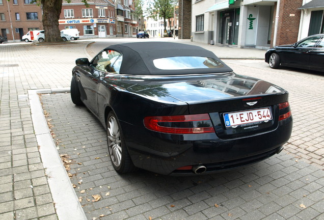 Aston Martin DB9 Volante