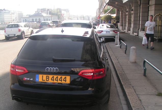 Audi RS4 Avant B8