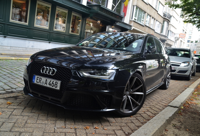 Audi RS4 Avant B8