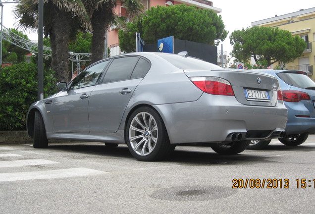 BMW M5 E60 2005