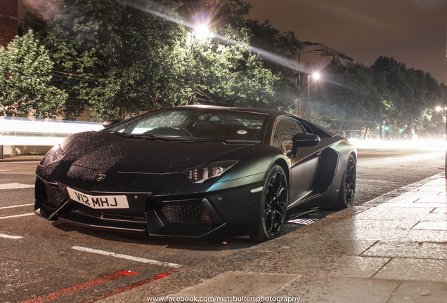 Lamborghini Aventador LP700-4