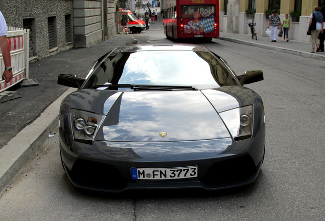 Lamborghini Murciélago LP640