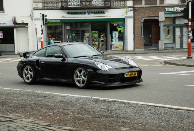 Porsche 996 GT2