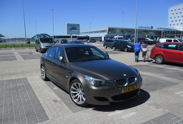 BMW M5 E60 2005