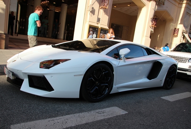 Lamborghini Aventador LP700-4