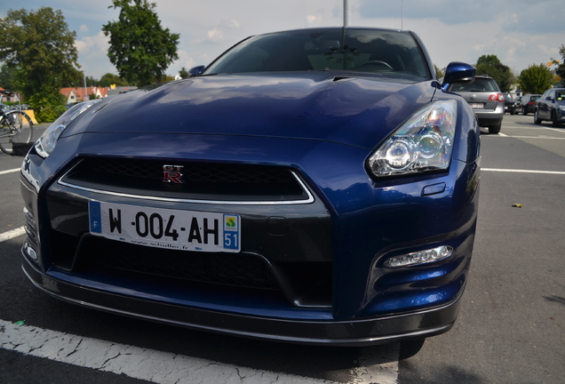 Nissan GT-R 2011