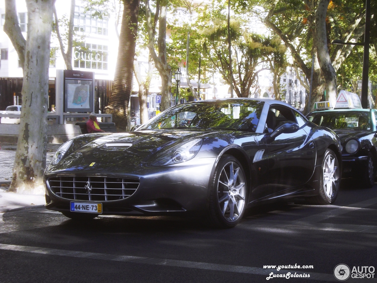 Ferrari California