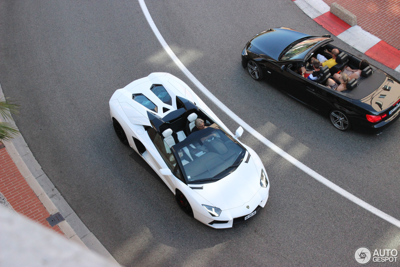 Lamborghini Aventador LP700-4 Roadster