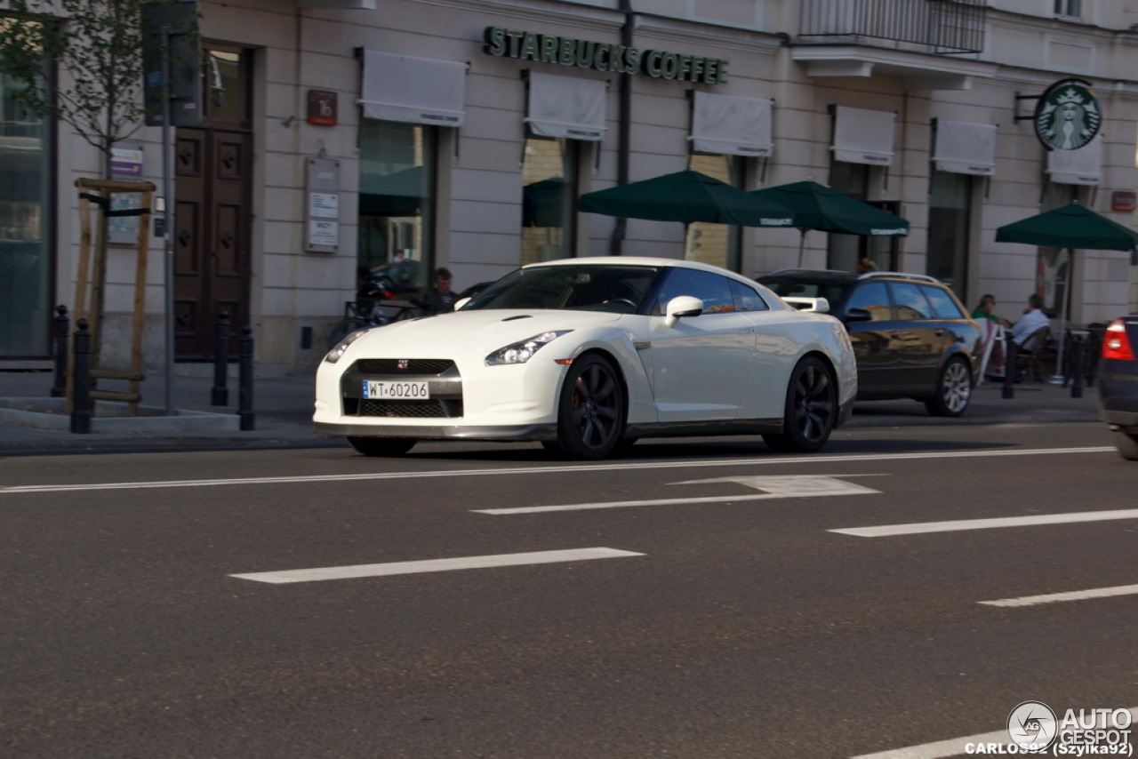 Nissan GT-R