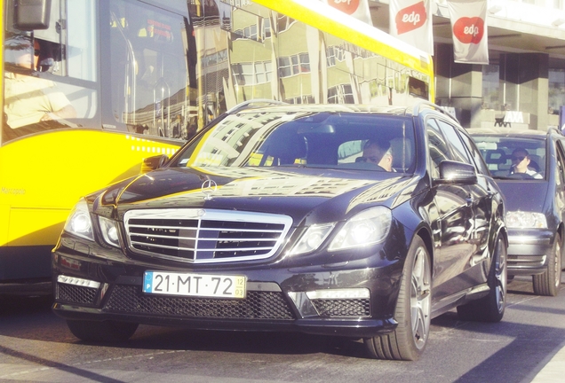 Mercedes-Benz E 63 AMG S212 V8 Biturbo