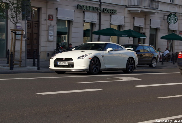 Nissan GT-R