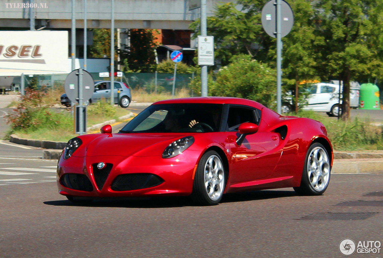 Alfa Romeo 4C Coupé