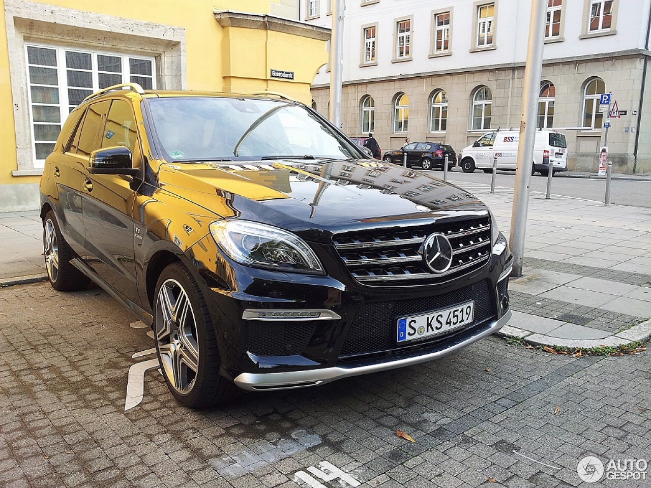 Mercedes-Benz ML 63 AMG W166