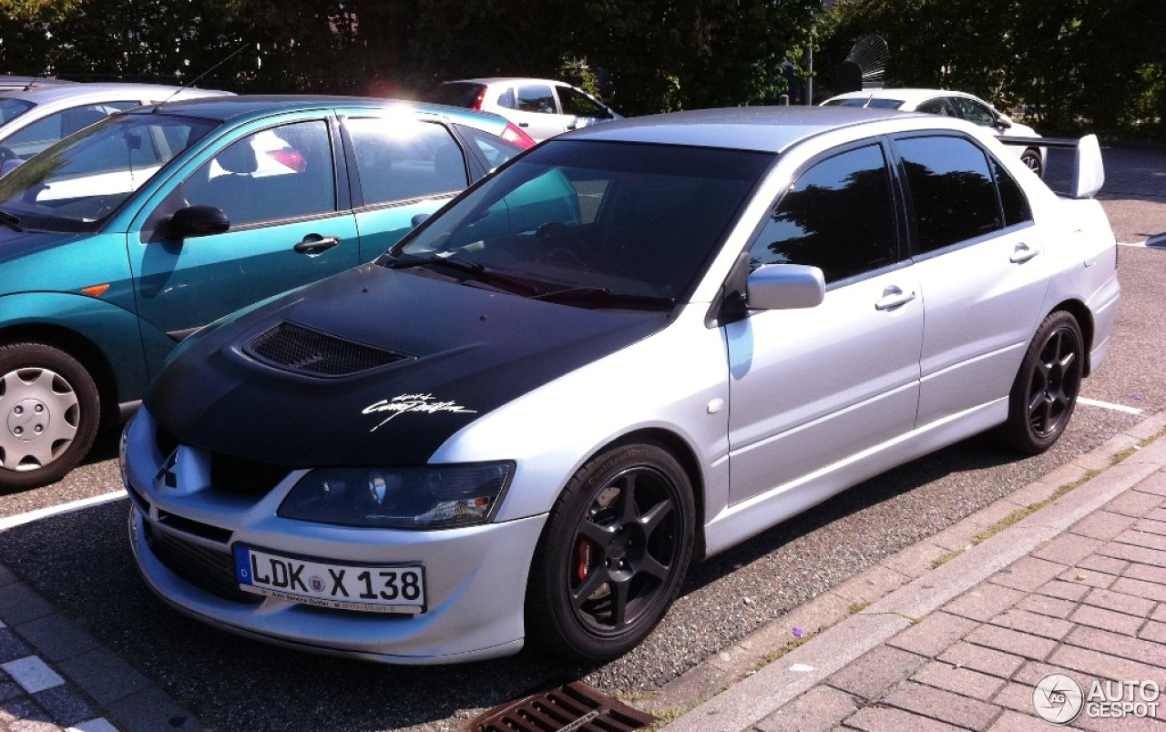 Mitsubishi Lancer Evolution VIII FQ