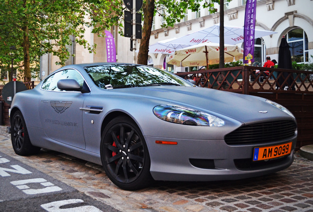 Aston Martin DB9