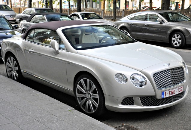 Bentley Continental GTC 2012