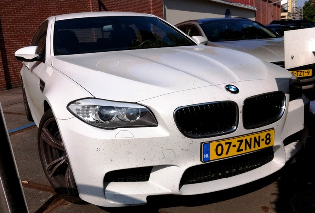 BMW M5 F10 2011