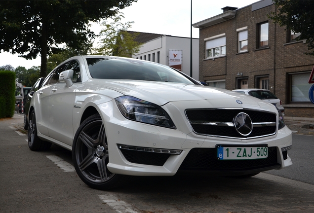 Mercedes-Benz CLS 63 AMG X218 Shooting Brake