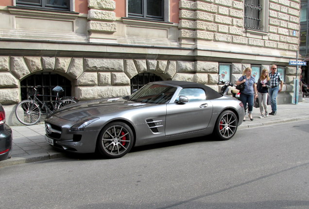 Mercedes-Benz SLS AMG Roadster