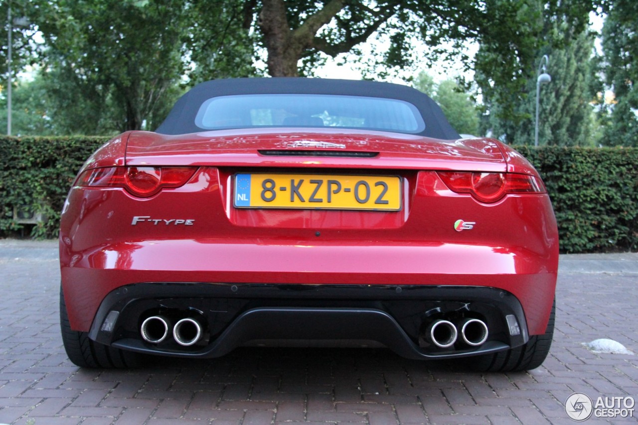 Jaguar F-TYPE S V8 Convertible