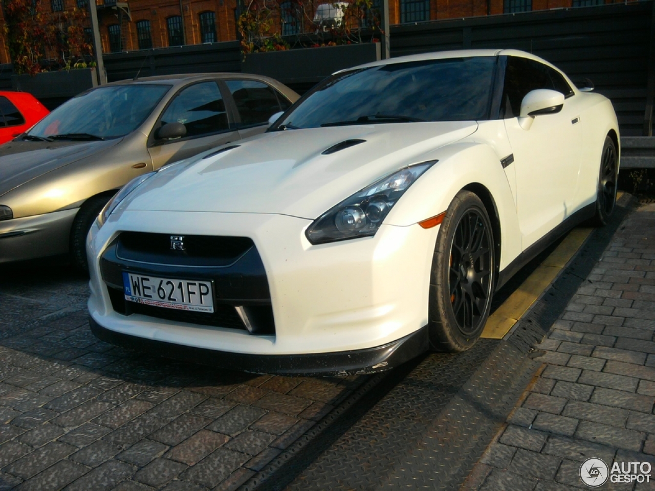 Nissan GT-R