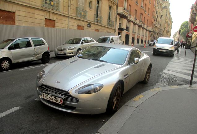 Aston Martin V8 Vantage